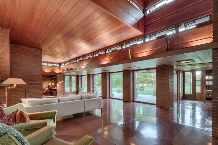 Frank Lloyd Wright AirBnB, Two Rivers, Wisconsin