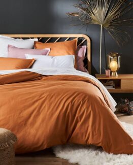 Anda Solid Oak Bed