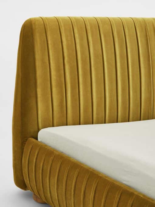 Vivienne Bed