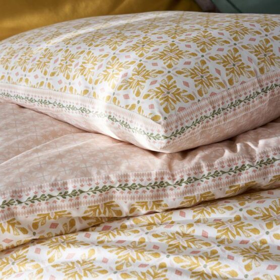 Gardenia Floral Geometric Duvet