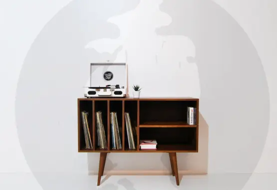 Mid century style vinyl storage