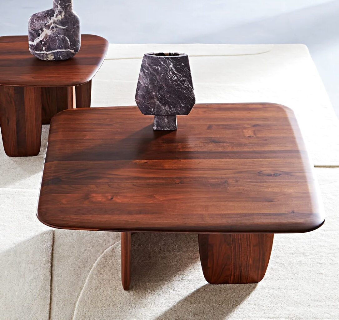 Iloss Walnut Coffee Table