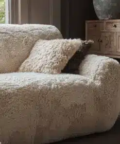 Saskia Sofa