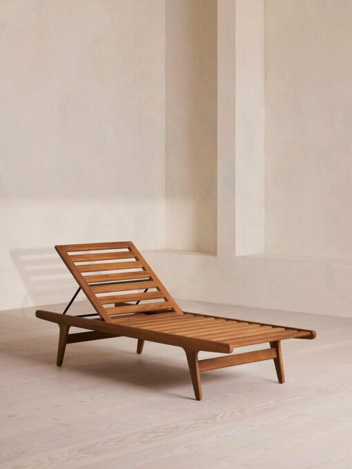 Noah Outdoor Lounger